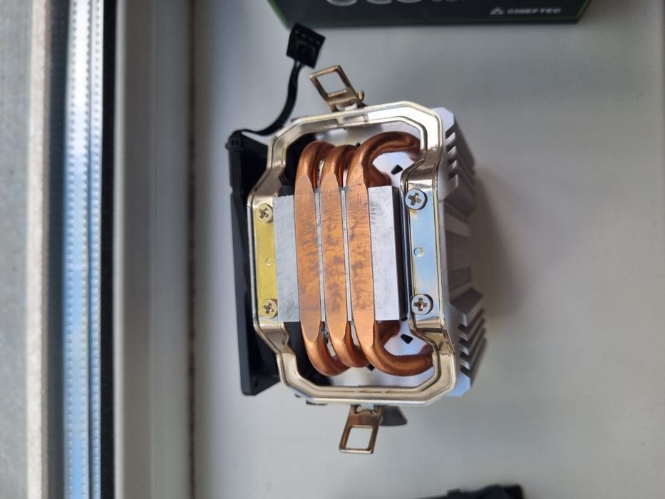 Asrock B460M Pro4 + i5 10400f