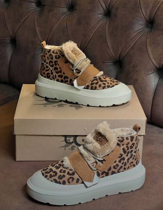 Дамски топли боти