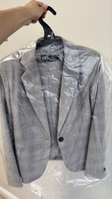 Продам серо-голубой костюм Zara