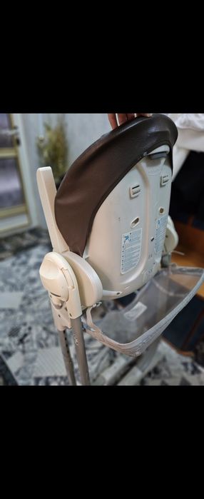 Бебешки стол за хранене