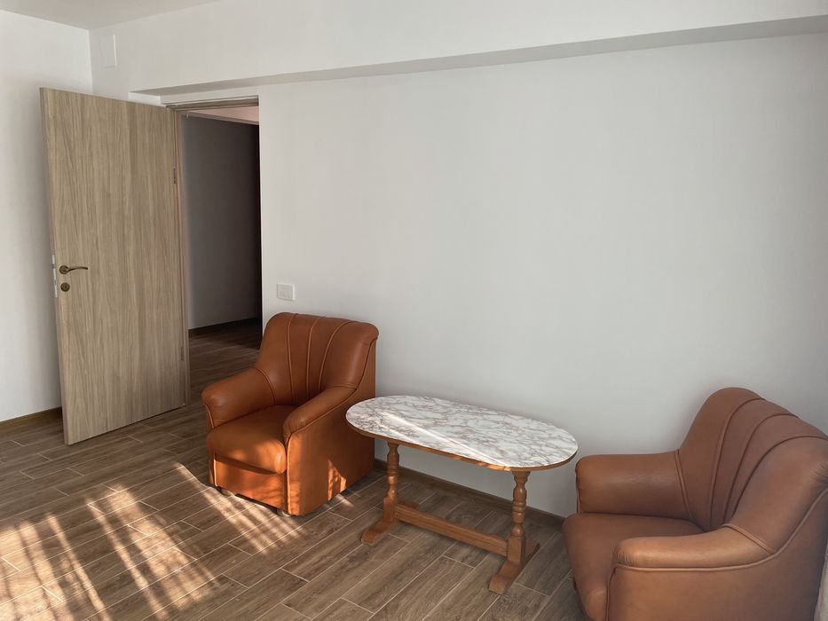 Inchiriez Apartament cu 2 camere