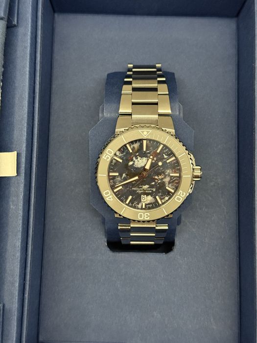 Oris Aquis Upcycle Date 41.5mm Мъжки автоматичен часовник