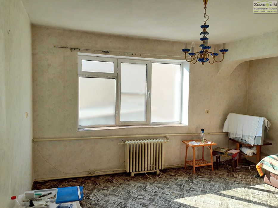 Етаж от къща с двор, гараж и лятна кухня, гр.Монтана