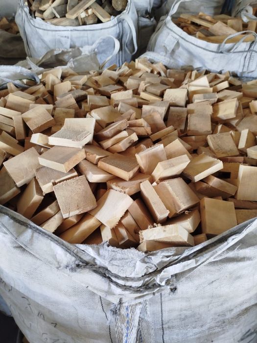 Отын,Дрова (сухие и пиленные)