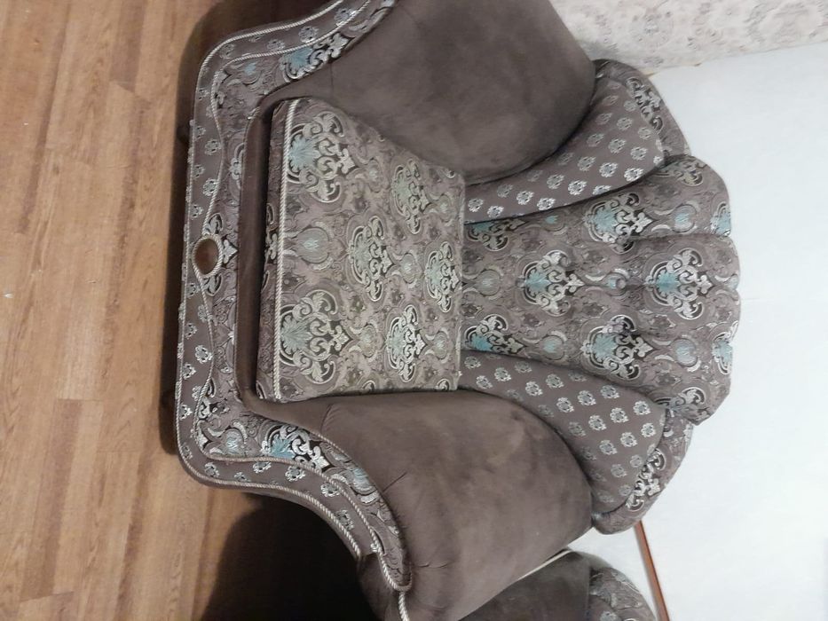 Продам мягкий уголок