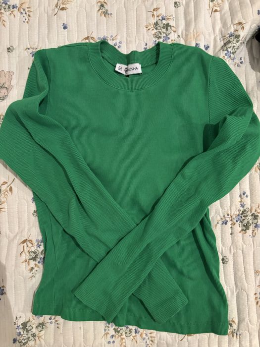 Лонгслив зеленый