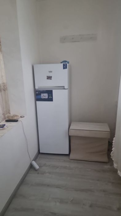 Продаю квартиру Яшнабадский р-он Авиасозлар-2 38м2. 1-ком в 2-х 1-этаж