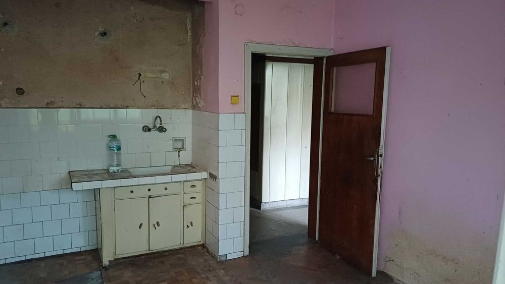 Продажба на тухлен двустаен апартамент гр. Плевен ж.к. "Мара Денчева"