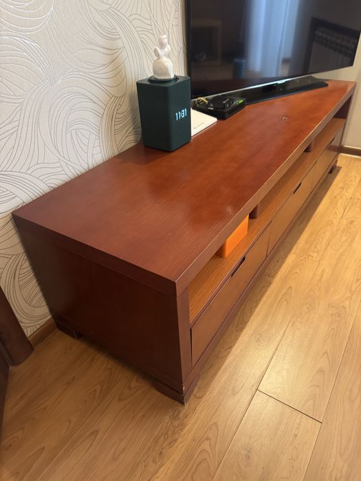 Продается тумба деревянная