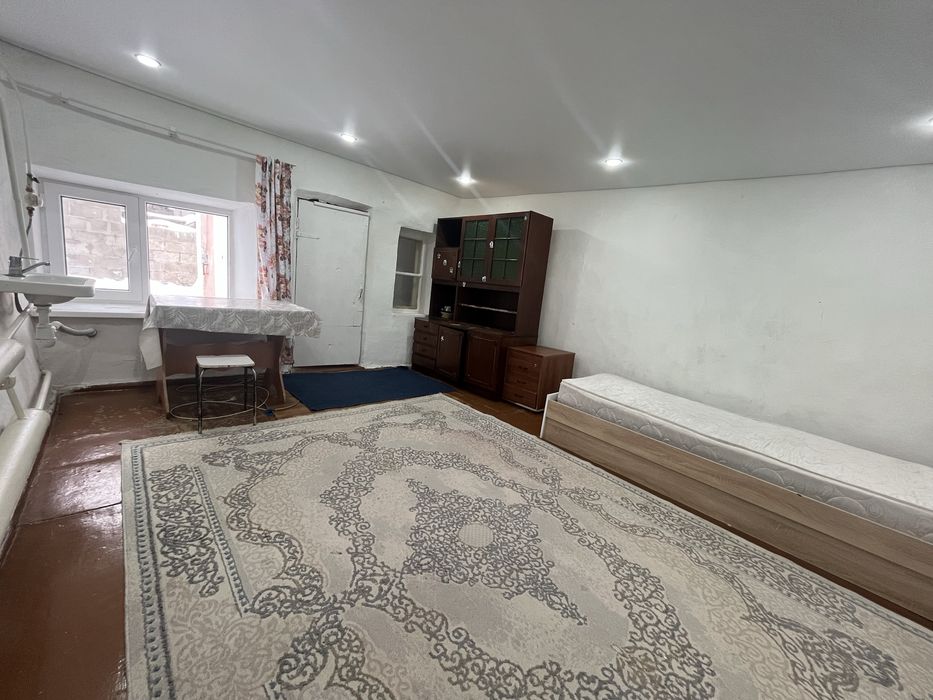 Сдам комнату отдельно во дворе