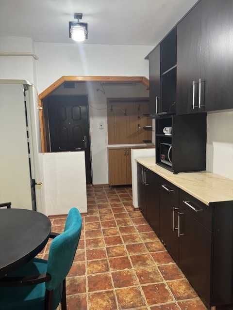 inchiriere apartament 2 camere decomandat ,Micro 3