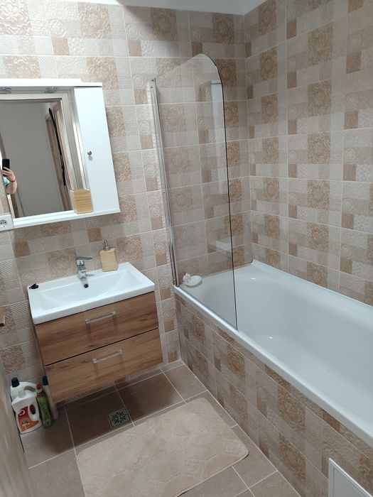 Închiriez apartament grand arena postalionului