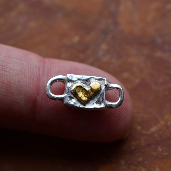 Сребърен Свързващ Елемент 925 – Сърце в Рустик Стил, Талисман за Любов