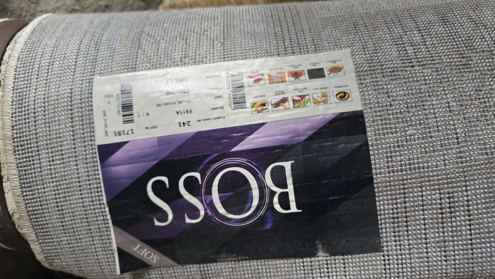 Срочно продам разное ковры