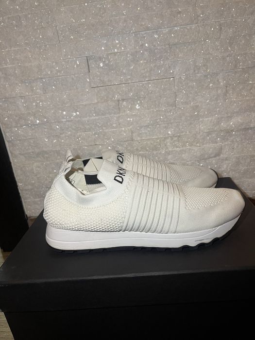 Dkny slip on marimea 38.5