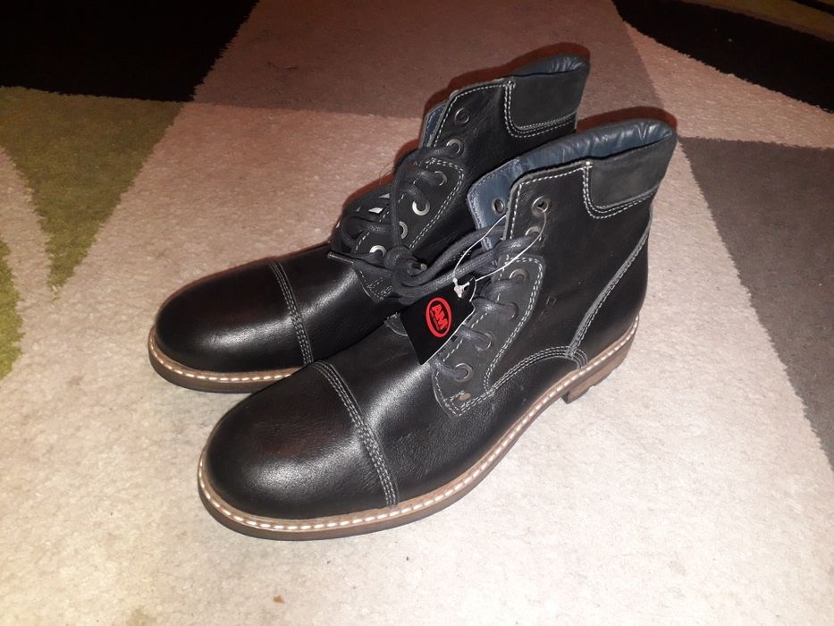 Ghete de piele marimea 42 fabricatie 2020 import Suedia