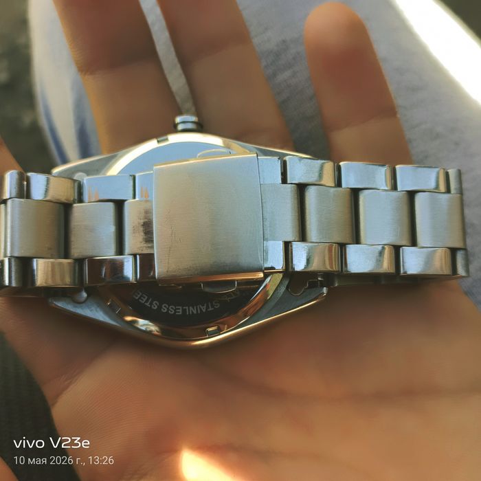 Продается часы Daniel Klein