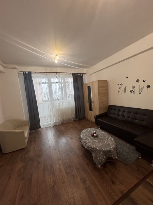 Inchiriez garsoniera dubla in Militari Residence