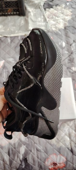 Нови маратонки и сандали !