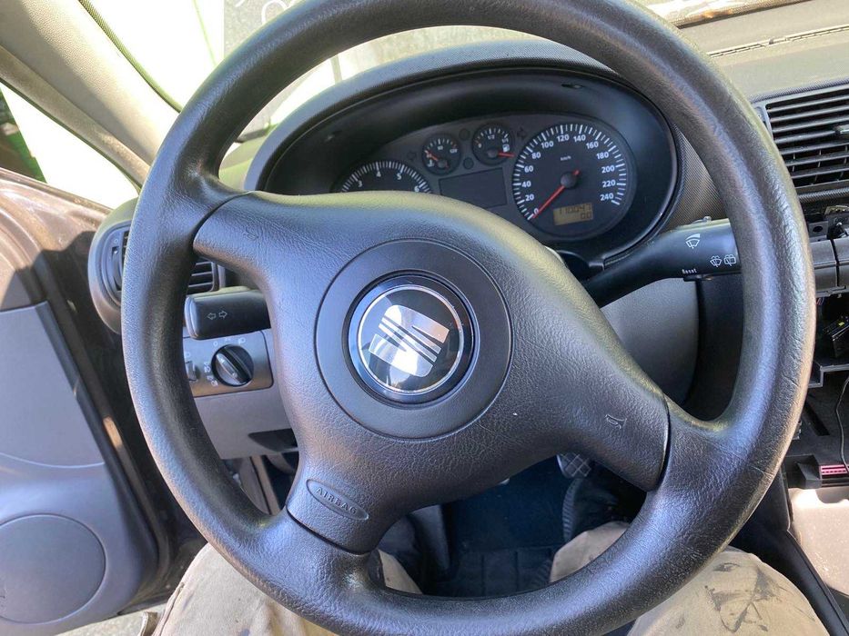 Seat Leon 1.6 16v 2002 на части