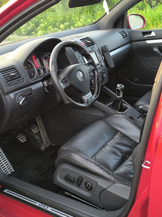 Volkswagen Golf 5 GTI