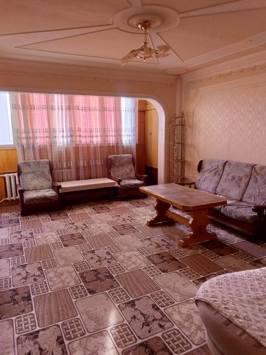 Продам  срочно квартиру район Юнус Абад 11 кВ 2х комнатная 64 кв.м