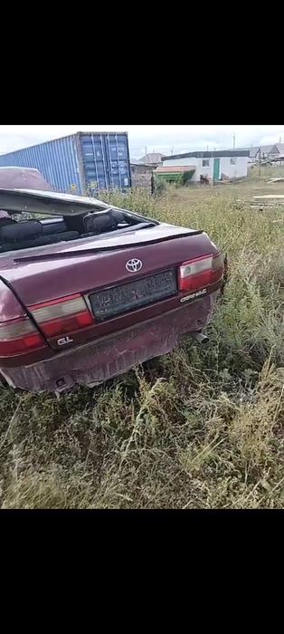 Тойота Карина е разбор