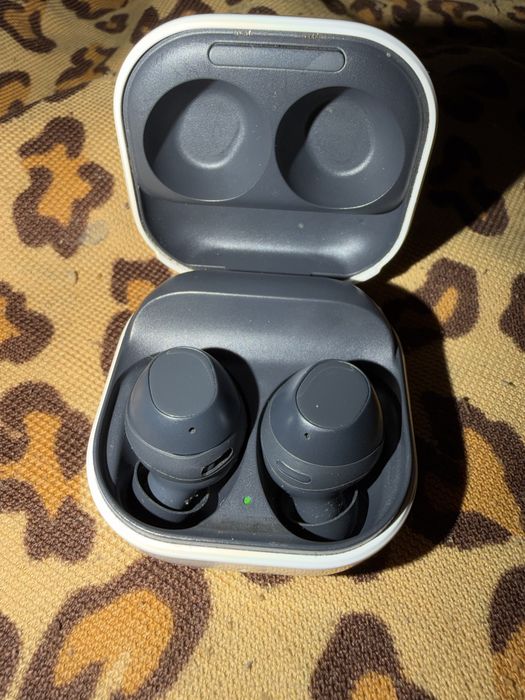 Наушники Samsung Galaxy Buds FE