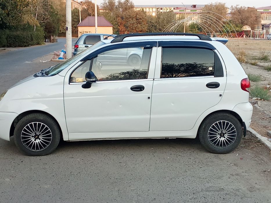 Matiz sotiladi. Kondisioner