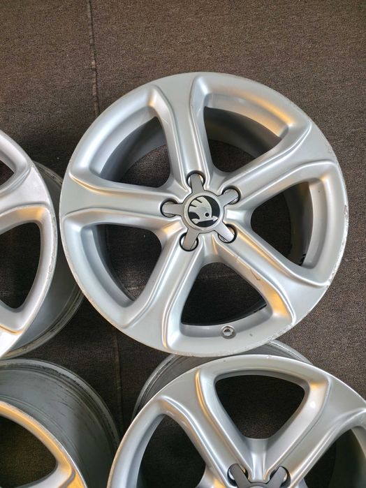 4 Jante Aliaj 5x112 17'' OE VW Golf Passat Touran Tiguan Sharan Caddy T-Roc / Skoda Octavia Yeti Superb Kodiaq Karoq