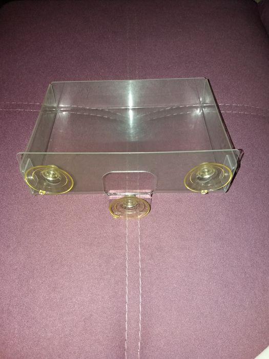 Ящик полочка на присосках