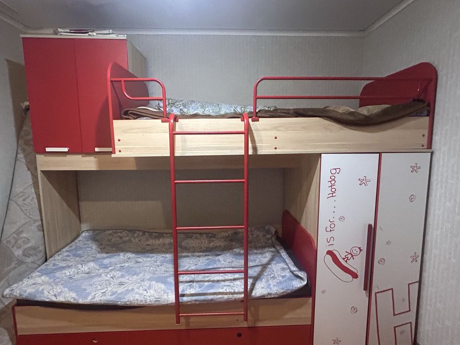 Продаю десткую стенку