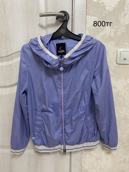 продам ветровку -5000т