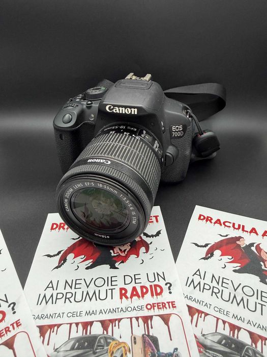 Aparat Foto Cannon EOS 700D/Obiectiv 18-55mm