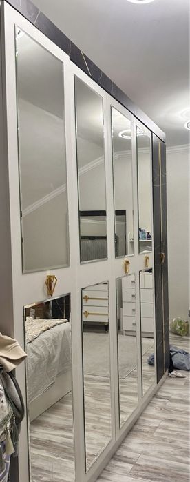 Спальный гарнитур