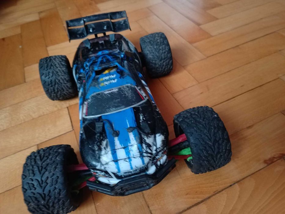 1/16 E-Revo VXL TSM 
с дистанционно