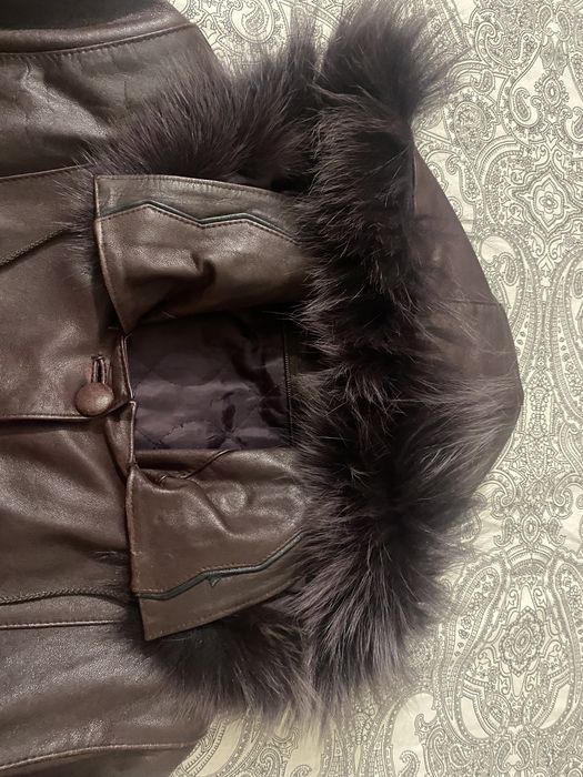 Haina de piele cu gluga- stare excelenta
