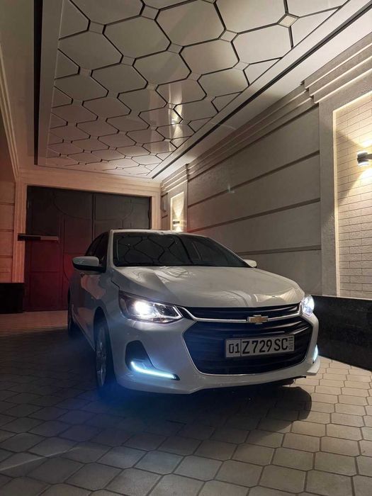 Продается ONIX Premier 2 Turbo AT PLUS