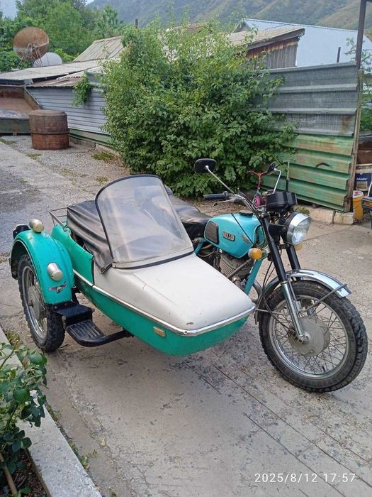 Мотоцикл "ИЖ Планета 3"