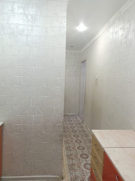 Кватира 2комната прадаю