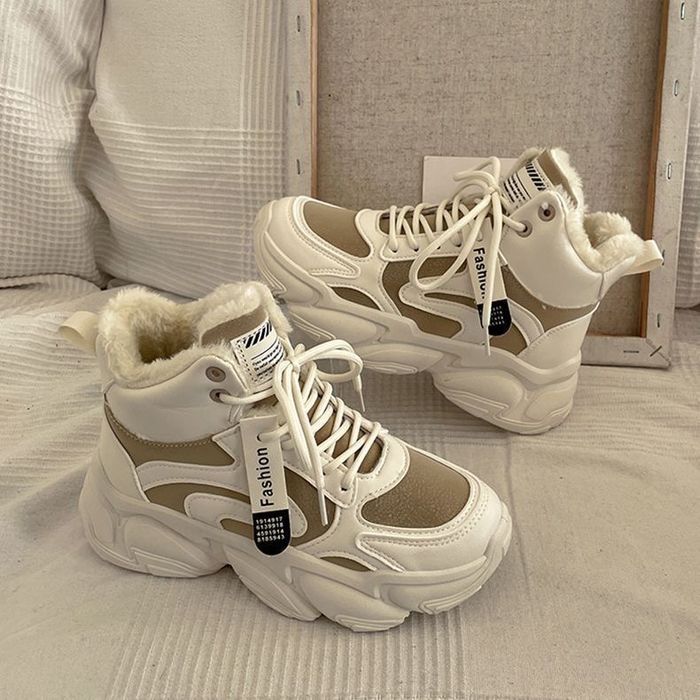 кроссовки на платформе Астана