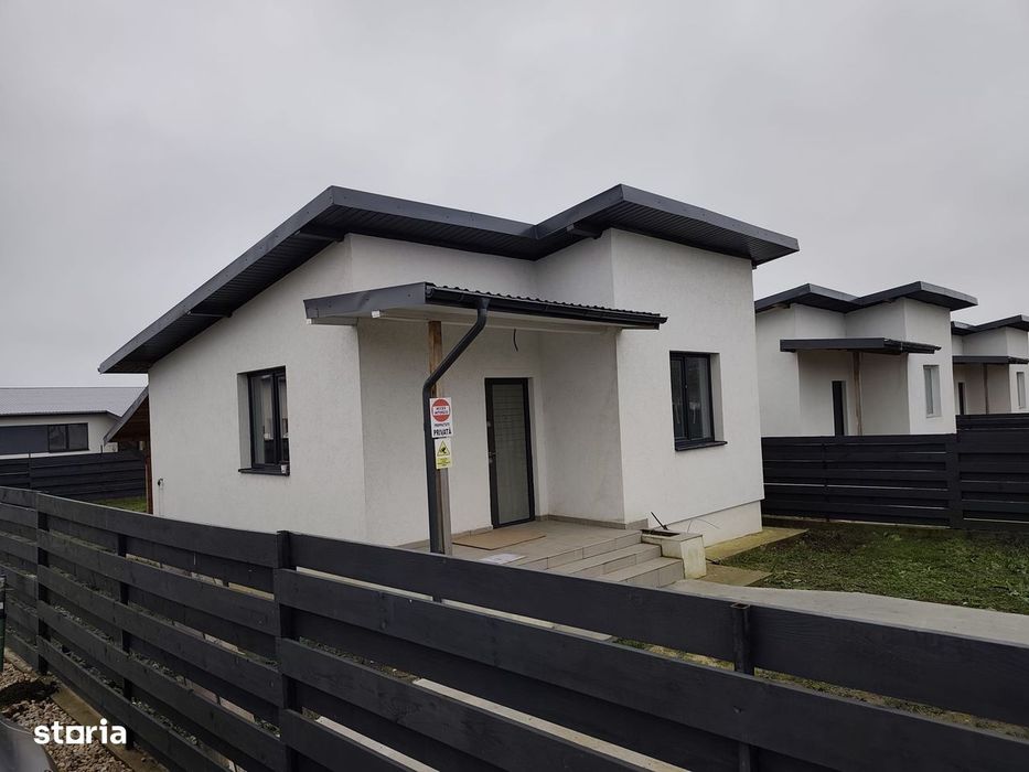 FARA COMISIOANE aproape de lac, casa cu 3 camere PARTER la cheie