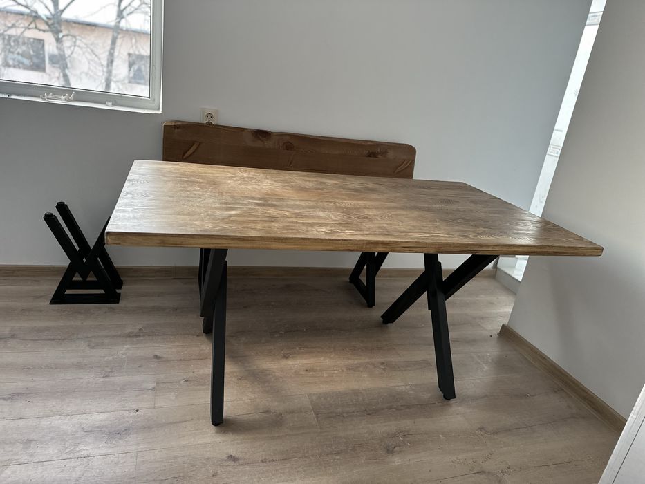 Плотове за маси от масив