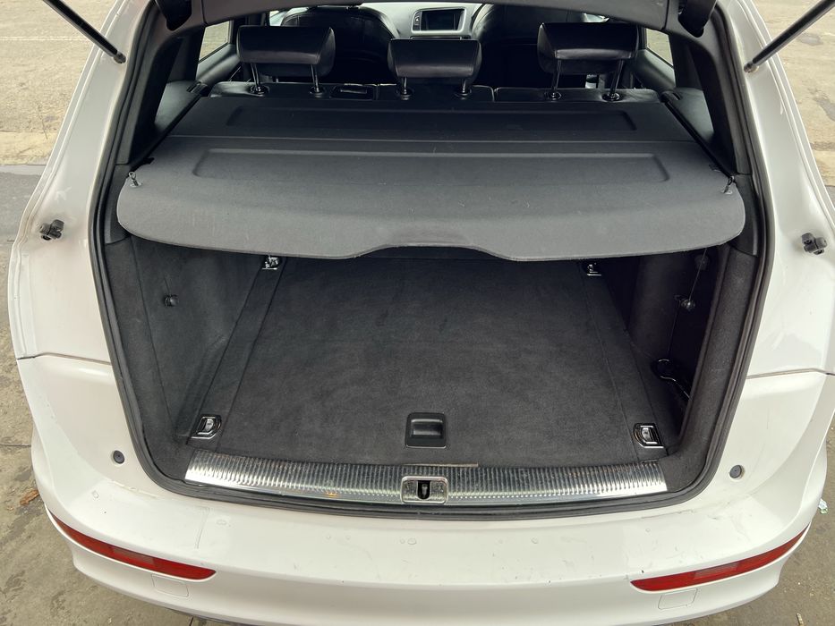 Polita portbagaj Audi Q5 8R neagra