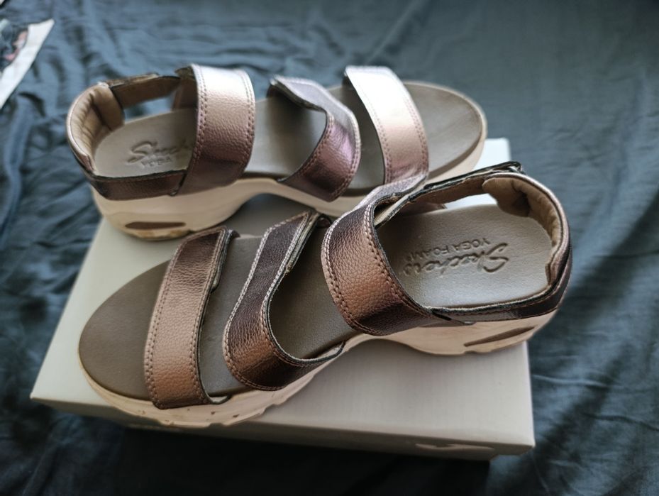 Pantofi/sandale măr.38