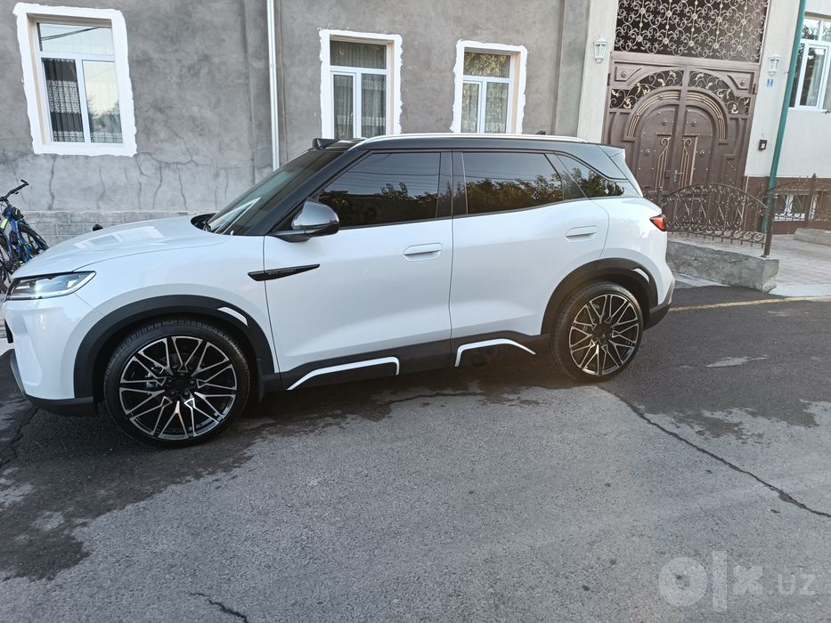 Yuan up Byd kraska toza panaramali fuli