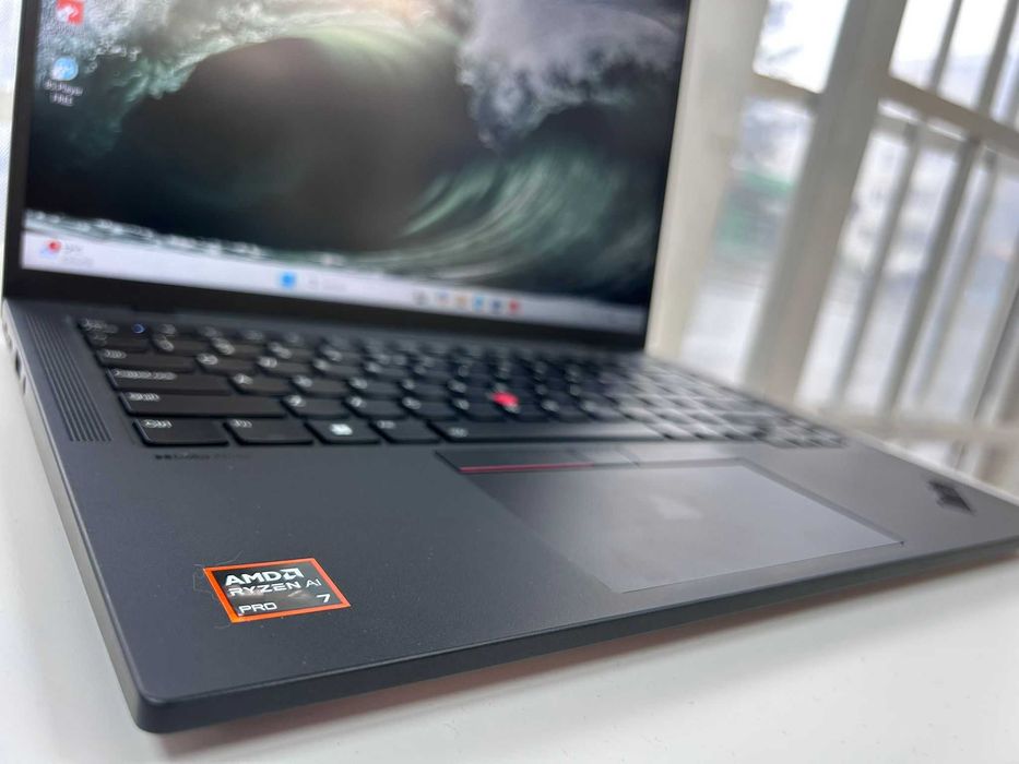 Lenovo ThinkPad T14s Gen 6 (21TC) – AMD Ryzen™ AI 7 PRO 360