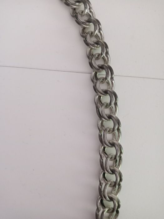 Продам серебряную цепочку