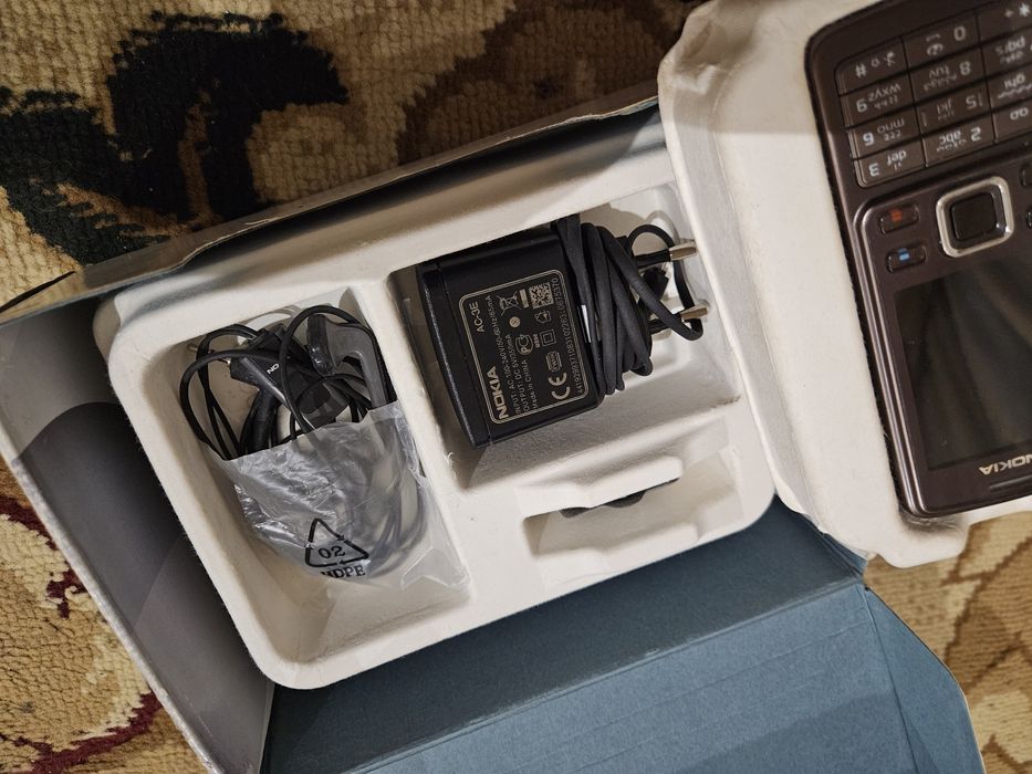 Nokia 6300 sotiladi. Yengi saqlangan. Umuman aybi yoq.