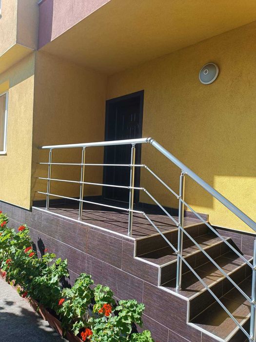 Ръкохватки за стълбища и парапети